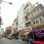 Valentine Hotel